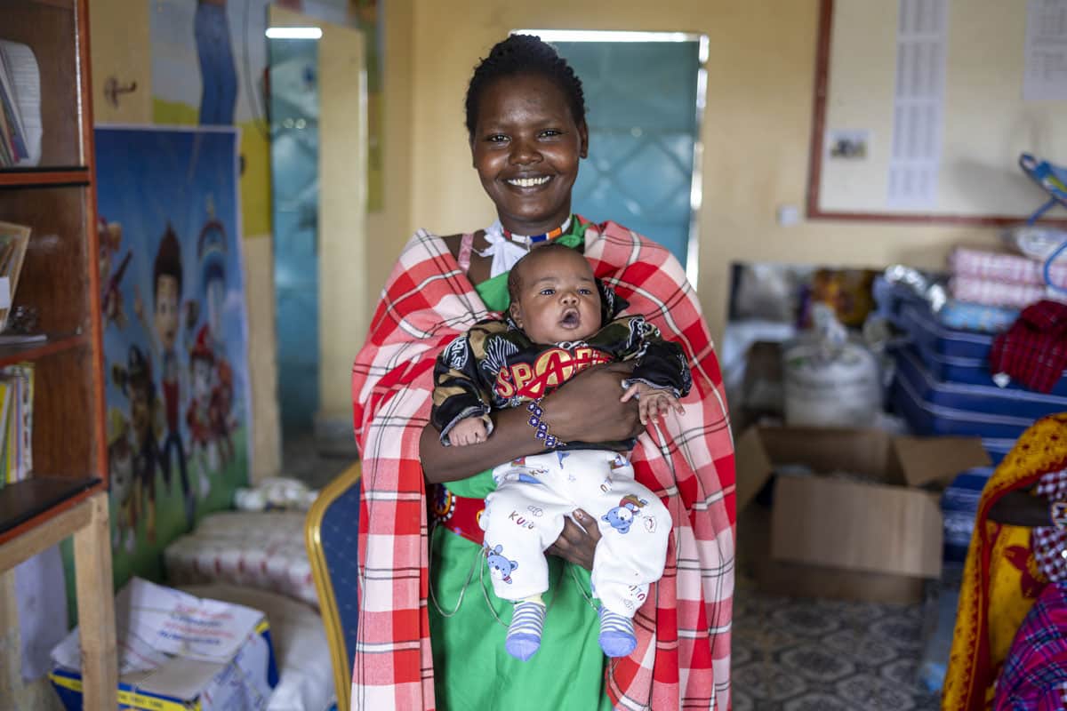 Speranza: storia di una mamma in Kenya che partecipa al programma di sopravvivenza di Compassion.